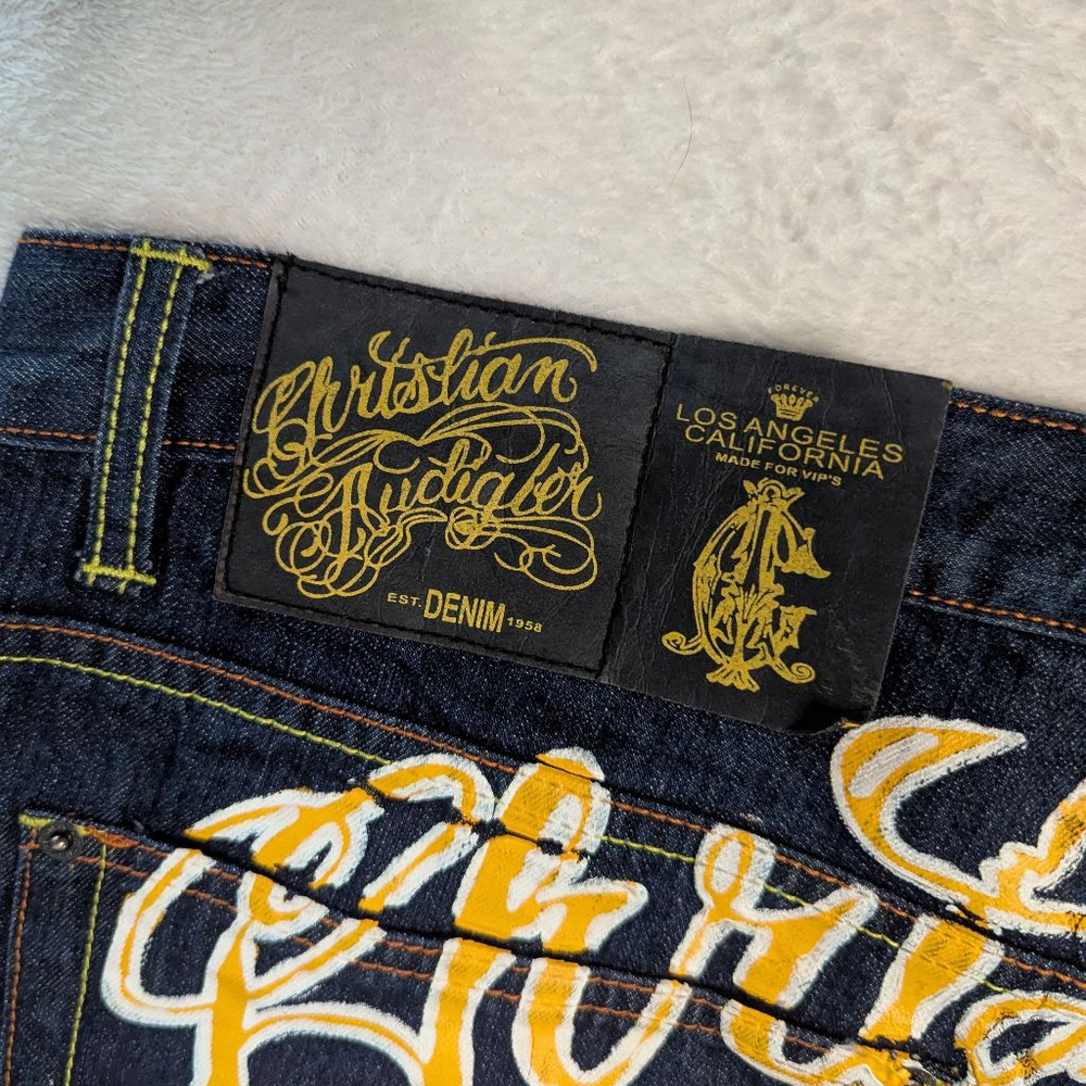 Christian Audigier Ed Hardy Vintage Embroidered Flame Skull Denim Shorts - 42×15 - Picture 13 of 15